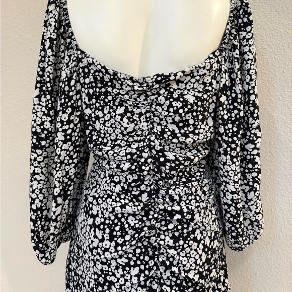 Zara Black and White Patterned Printed Dress - Picture 8 of 11